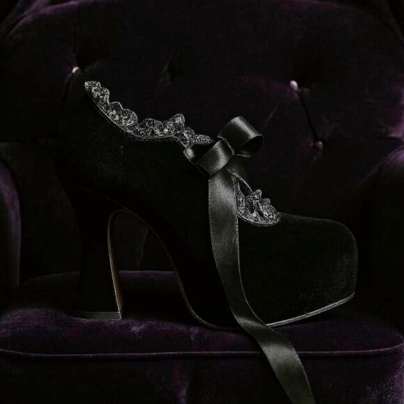 12/1 - Picture 6 of 8